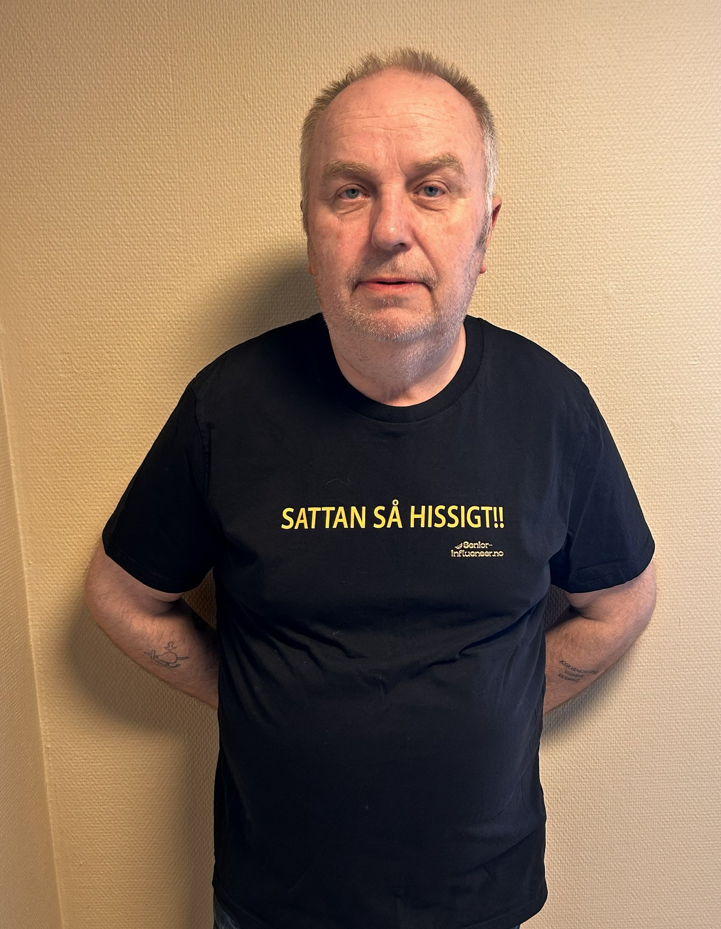 T-skjorte // Sattan så hissigt!!